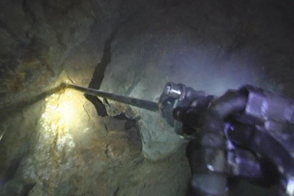 TRAGEDIJA U VENECUELI: Najmanje 12 rudara poginulo u urušavanju rudnika zbog poplava