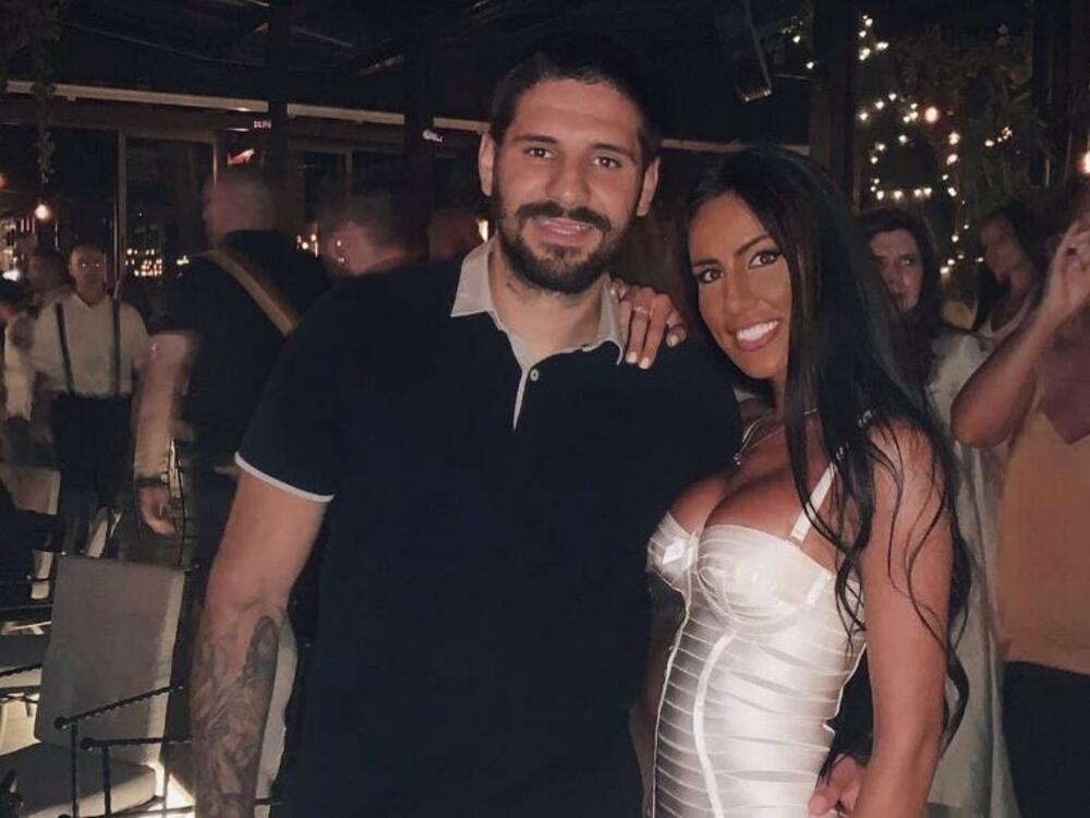 Aleksandar Mitrović, Kristina Mitrović