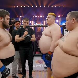 ZA SAMO 22 SEKUNDE Ruski MMA borac u borbi 2 na 1 patosirao rivale teže