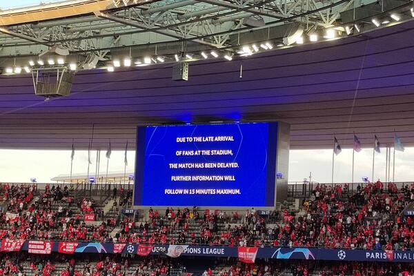 UŽIVO, VIDEO: LIVERPUL - REAL, posle ogromnog skandala, počela bitka za trofej! NAVIJAČI OGROČENI NA UEFA