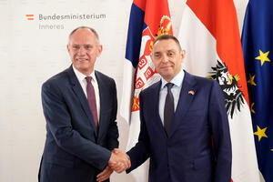 MINISTAR VULIN SA AUSTRIJSKIM KOLEGOM KARNEROM: Srbija, kada se poštuje, pouzdan je i siguran saveznik