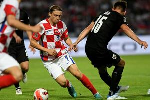 PROBLEMI U KOMŠILUKU: Hrvatski fudbalski savez kažnjen zbog izgreda navijača