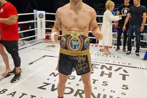 ZVORNIK U TRANSU: Nikola Drobnjak posle 5 paklenih rundi postao šampion Evrope u kik boksu (FOTO)