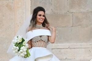 VENČANJE ILI BUGARSKA MATURA?! Zbog venčanice i kose internet OSUO PALJBU po njoj: Prebogata HRVATSKA MLADA ima PAKLENU haljinu!