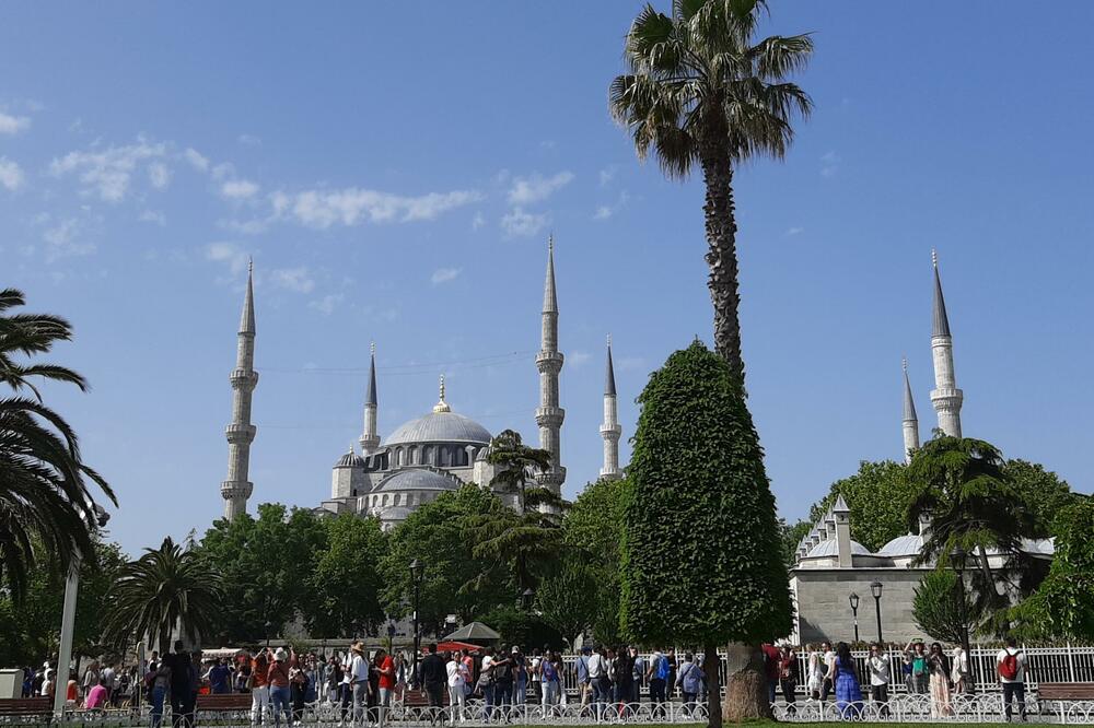 KIRIJA 190 DOLARA, ZA RAČUNE ŠOK CIFRA: Iznenadiće vas koliko košta život u Istanbulu VIDEO