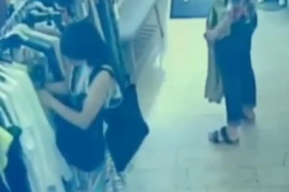BEZ PARDONA, SA OFINGERA PRAVO U TORBU! Pogledajte krađu u beogradskom butiku: Devojka uzela šta joj treba pa odšetala