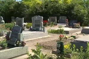 NEZAPAMĆEN VANDALIZAM U NOVOM KNEŽEVCU: Oštećeno 8 spomenika na lokalnom groblju