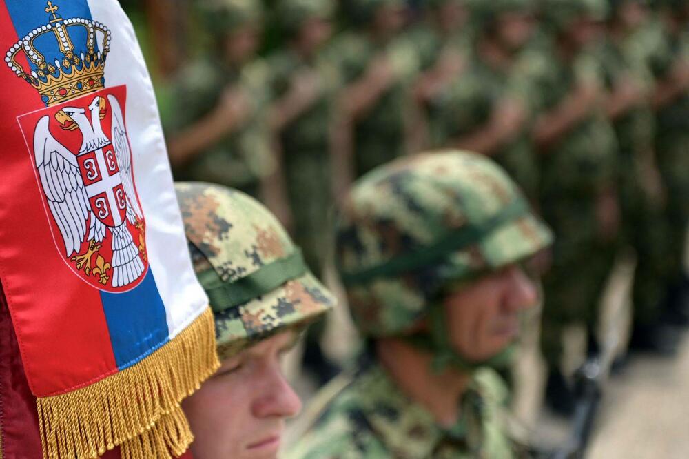 SVEČANO U KASARNI U VALJEVU: Vojnici generacije "jun 2022" položili zakletvu