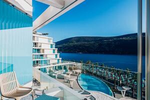 Travelland LAST MINUTE ponuda: Najtraženiji hoteli u Crnoj Gori već od 285€ za 7 noći u junu i julu