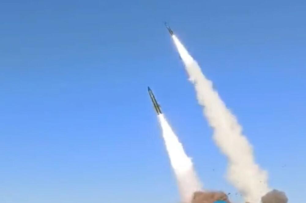 ODAKLE PUTINU OVOLIKA MOĆ?! Ovo su mogući odgovori kako je Rusija uspela da izvede NEOČEKIVANO i lansira ogroman broj raketa!
