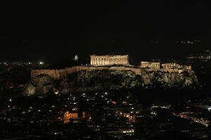 ORGIJE U PARTENONU Grčka užasnuta snimkom grupnog se*sa na Akropolju: Ovakav razvrat nije viđen 2500 godina