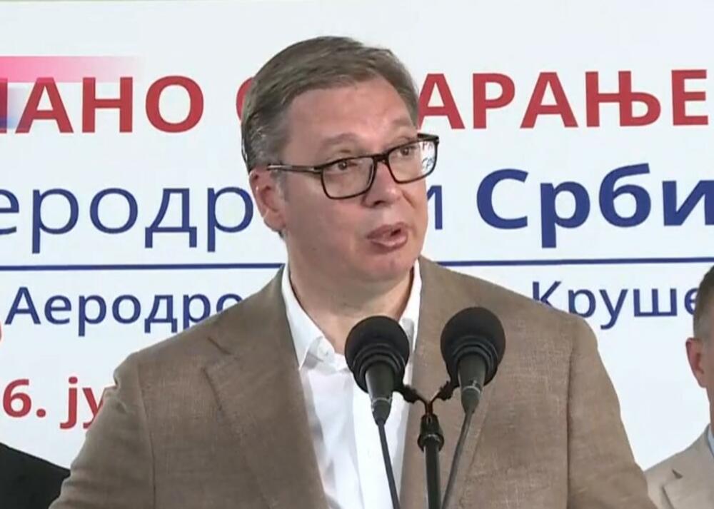 Aleksandar Vučić, Aerodrom, Aerodorom Rosulje, aerodrom rosulje, aerodrom, Kruševac