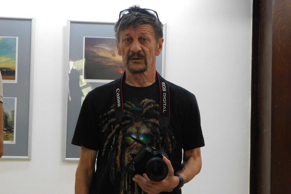 CRTANJE SVETLOM U MUZEJU JADRA Otvorena izložba fotografija čuvenog lozničkog fotografa (FOTO)