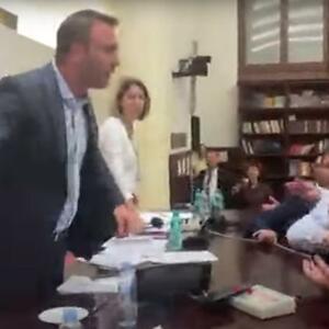 ŠOLJICE, AMANDMANI I DIVLJI ZAPAD: Obračun u parlamentu Severne Makedonije