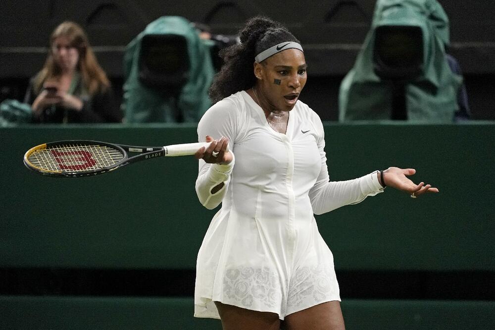 KAKVA SENZACIJA NA VIMBLDONU: Serena ispala u 1. kolu! Tan posle neverovatnog meča slavila nad legendarnom Amerikankom