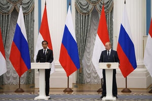 PUTIN JE PRIMIO PORUKU OD ZELENSKOG: Predsednik Indonezije se posle sastanka u Kijevu sreo sa rukim predsednikom!