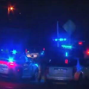 MASAKR U KENTAKIJU: Ubijena 2 policajca, još 5 ranjeno, muškarac satima