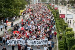 PROTESTI U SKOPLJU: Vreme da makedonski narod digne glas i kaže Ne uništenju Makedonije