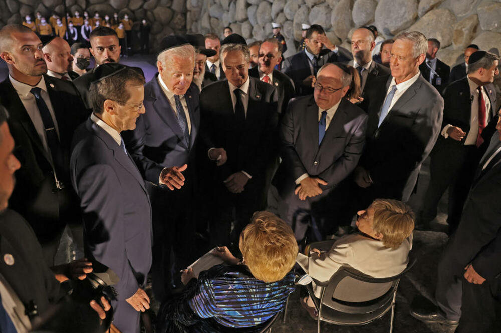 BAJDEN BI DA ODRŽI ČAST HOLOKAUSTA: Prvu posetu predsednika SAD Izraelu obeležio gaf!