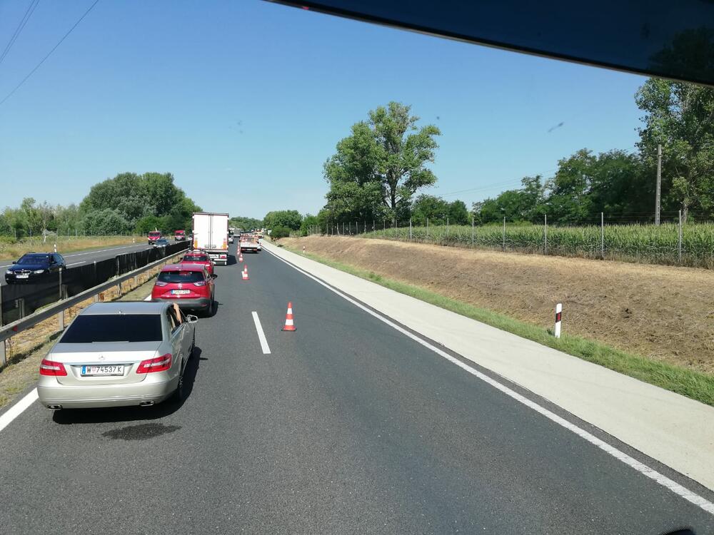 auto-put, Budimpešta, gužva, saobraćajna gužva