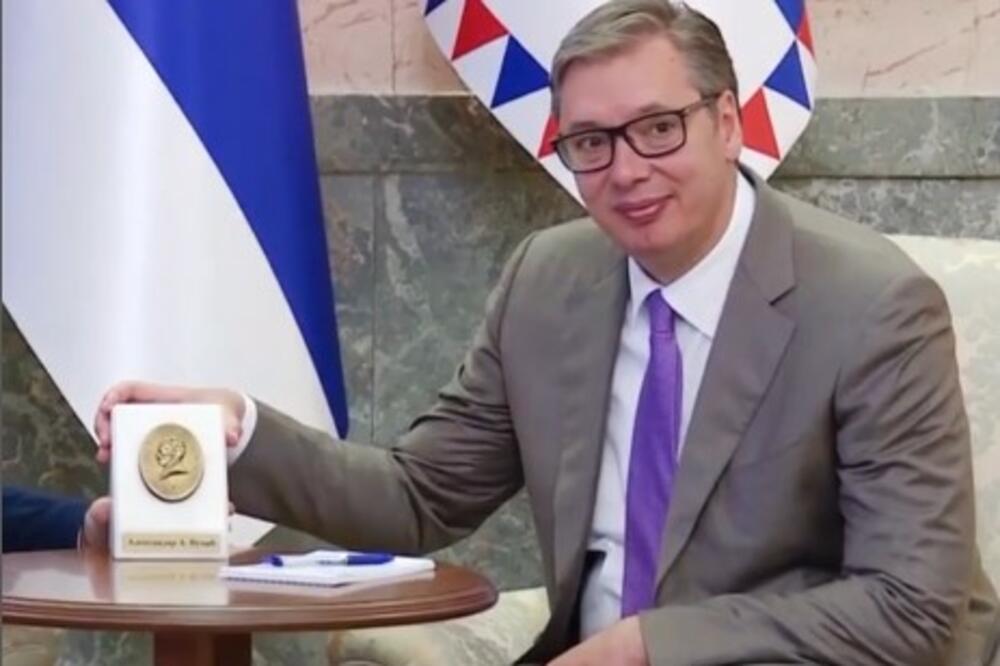 NEMA NI TRENUTKA PREDAHA ZA PREDSEDNIKA SRBIJE: Vučić napravio presek radne nedelje, evo šta je sve stigao da uradi (VIDEO)