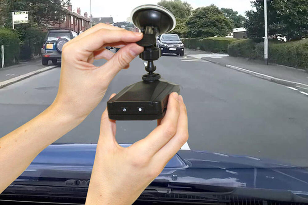 VOŽNJA NA MORE: Zašto vam je potrebna kamera koja će da snima sve što se dešava ispred auta!