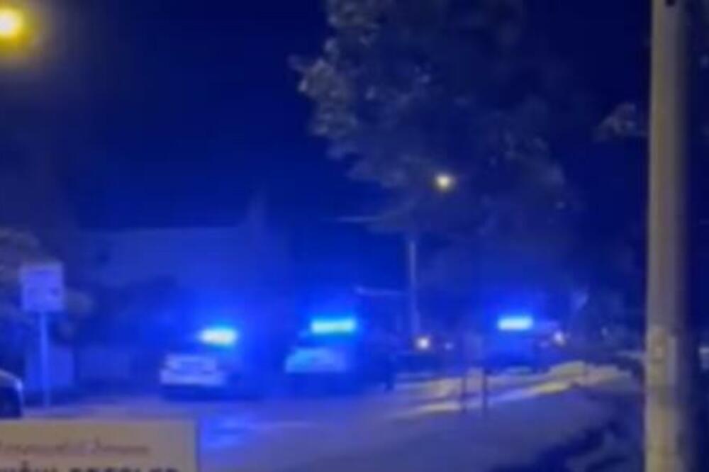 HOROR U FUTOGU! Muž ubio ženu u dvorištu kuće, pa pokušao sebi da presudi, policija na mestu zločina (VIDEO)