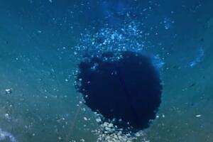 BAZEN SMRTI: Naučnici otkrili smrtonosno mesto na dnu okeana koje ubija sva nesrećna stvorenja koja dospeju u njega VIDEO