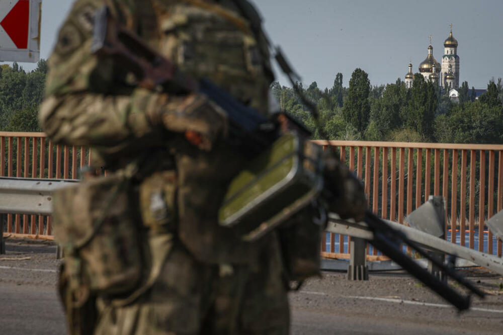 KIJEV POKRENUO OFAZIVU! Ukrajinska vojska pretrpela teške gubitke, Zelenski: Ruski vojnici, ako želite da živite, bežite
