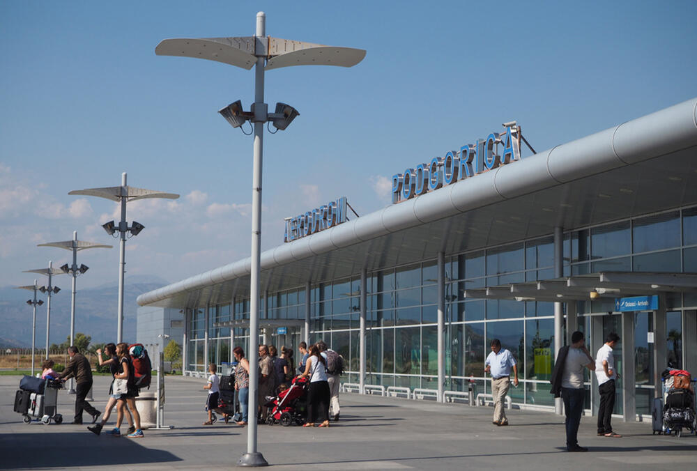 Podgorica, Aerodrom Podgorica