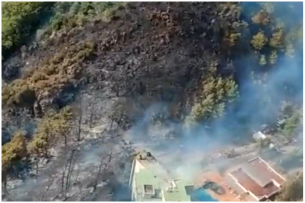 BESNI POŽAR KOD MARMARISA: Avioni i helikopteri pomažu u gašenju plamena koji preti obližnjim naseljima i hotelu VIDEO