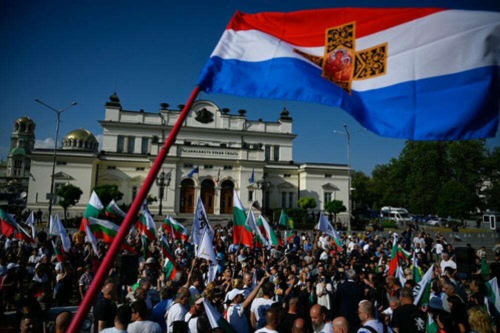 BUGARI ČETVRTI PUT ZA 2 GODINE IDU NA IZBORE: Raste podrška proruskim i nacionalističkim strankama!