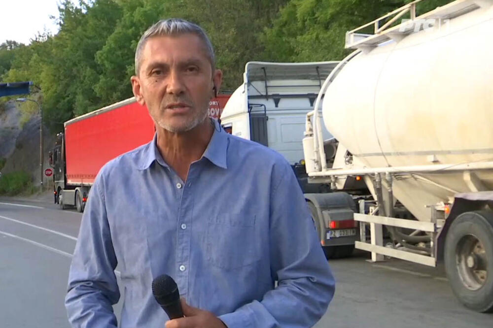 ODBLOKIRAN SAOBRAĆAJ NA JARINJU I BRNJAKU: Pogledajte prve snimke prolaska kamiona (VIDEO)