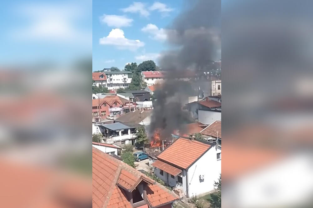 POŽAR NA ZVEZDARI: Zapalila se garaža u dvorištu, vatrogasci uspeli da lokalizuju vatru! VIDEO