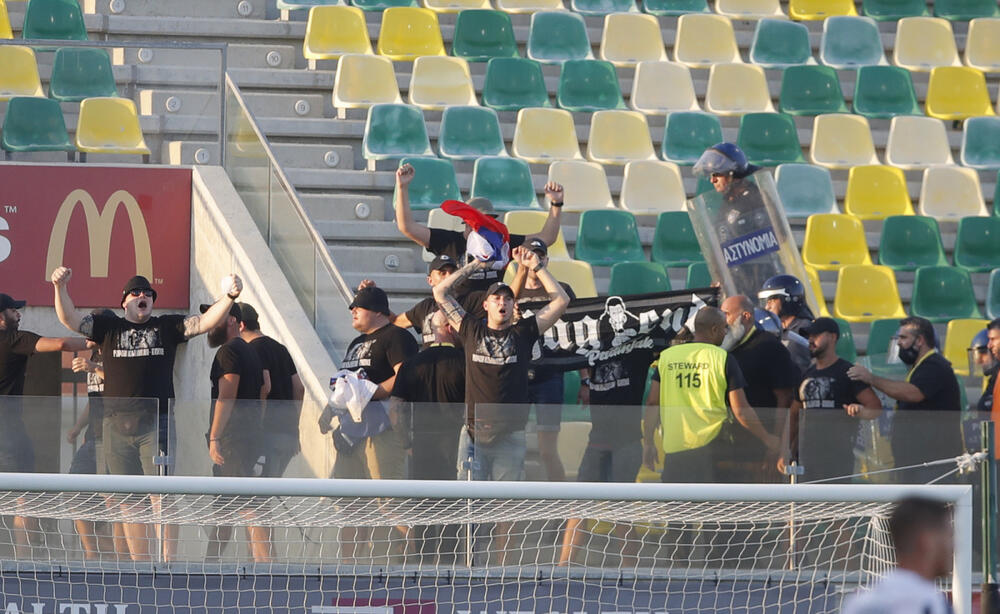 Grobari, Partizan, AEK, navijači
