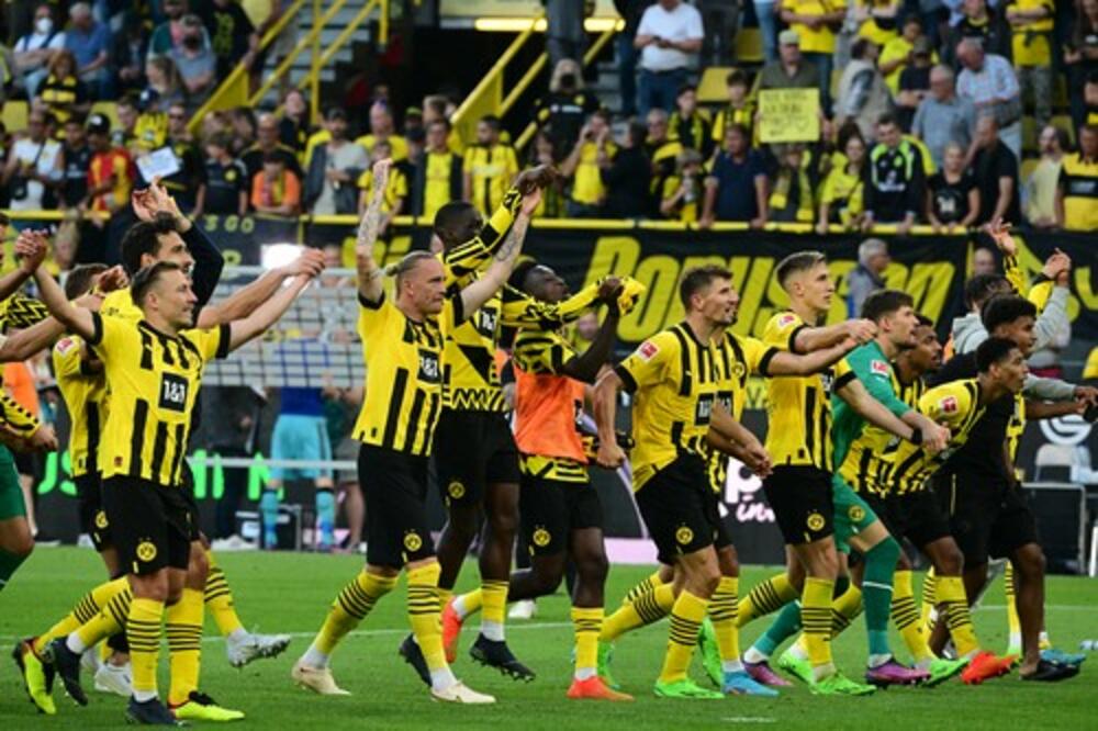 BORUSIJA OPRAVDALA ULOGU FAVORITA: Nezaustavljivi Dortmund pobedio Lajpcig, prvo mesto na tabeli pripada "Milionerima"!