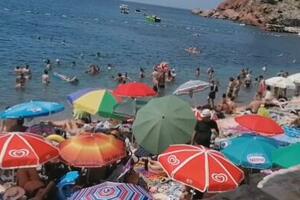 MRAVINJAK, I OVDE DA LETUJEM? Hit snimak iz Crne Gore, ova plaža je skoro svake godine PREPUNA (VIDEO)