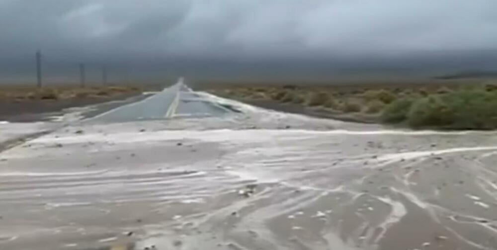 Dolina smrti, poplave