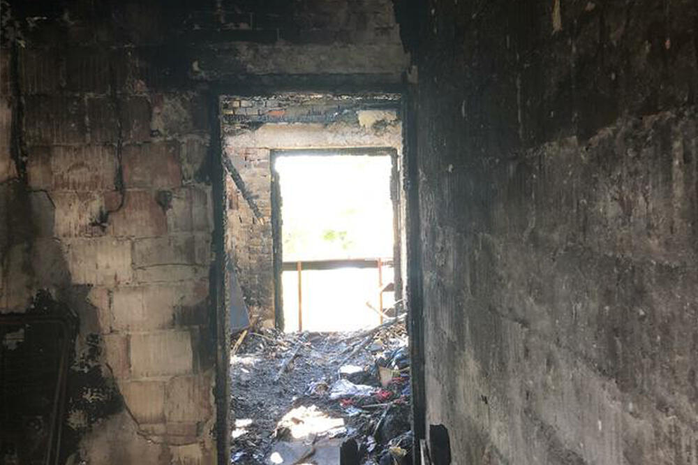 HOROR U KOVINU: U požaru izgoreo muškarac (30), evo kako se kuća zapalila