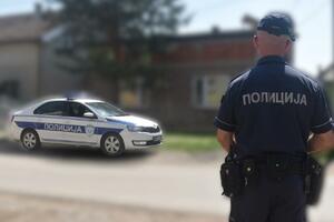 ZRENJANINCI AUTOM UDARALI U KOLA ŽRTVE, PA GA NAPALI: Policija ih uhapsila, muškarac (65) povređen