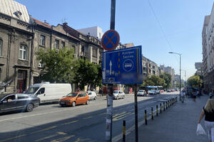 VEĆINA VOZAČA NE ZNA OVU CAKU! Ove žute trake na ulicama Beograda SMETE da koristite 18 SATI DNEVNO! U neke ne smete ČAK NI NOĆU!