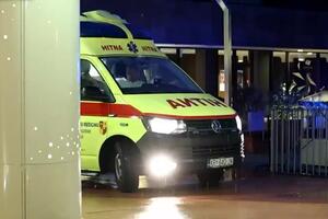 TROVANJE NA BAZENIMA U ZAGORJU: Posle navodnog curenja hlora u bolnice primljeno 14 osoba, jedna na intezivnoj! VIDEO