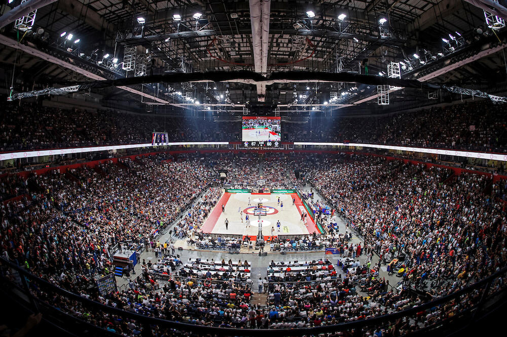 JOKIĆ I ADETOKUMBO ZA OBARANJE REKORDA U ARENI! Najveći broj gledalaca u kvalifikacijama za Mundobasket!