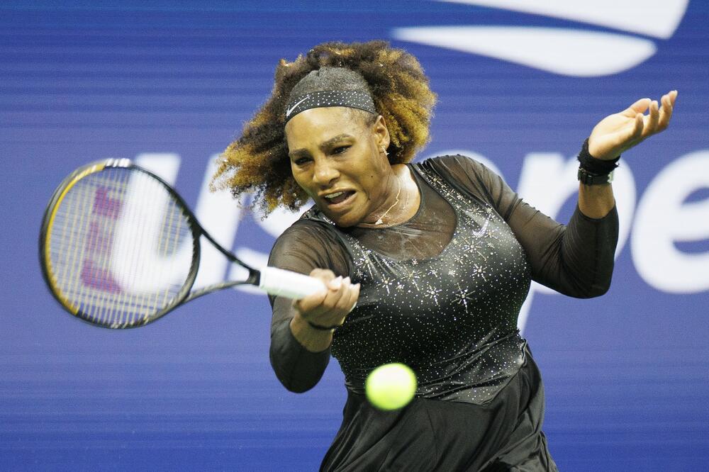 KRAJ 1. DANA NA US OPENU: Serena produžila karijeru za još jedno kolo, pobeda Kirjosa, šokantna eliminacija Cicipasa