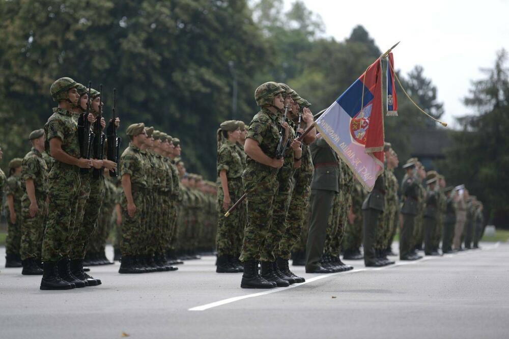 SVEČAN DAN NA VOJNOJ AKADEMIJI: Promovisano 75 novih rezervnih oficira Vojske Srbije
