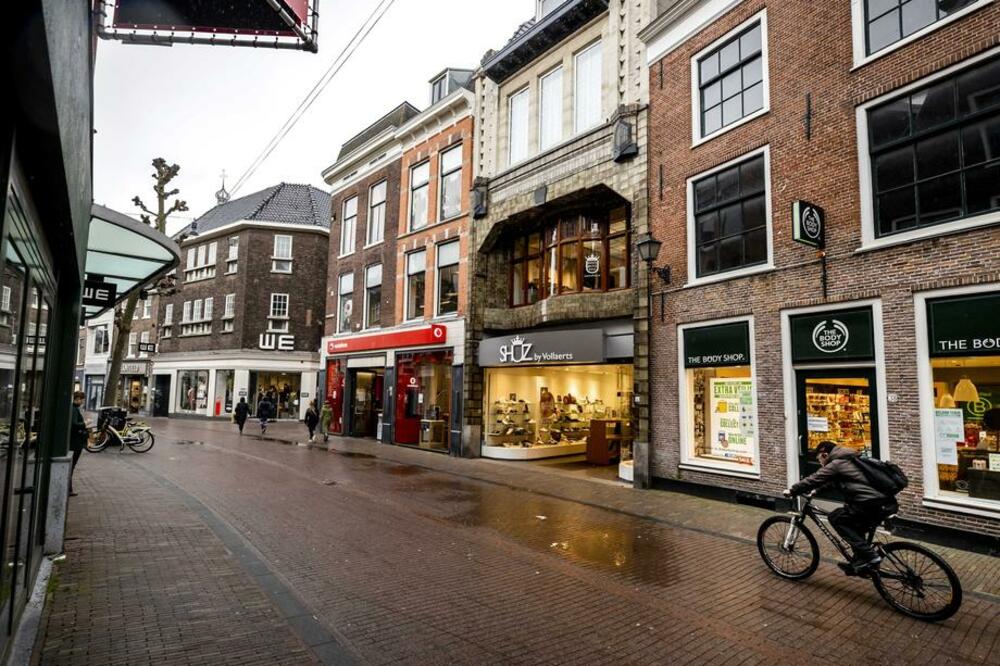 DIKTATURA ILI BORBA PROTIV KLIMATSKIH PROMENA? Holandski grad prvi na svetu zabranio reklame za meso