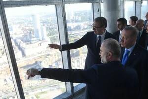PONOSAN SAM NA NOVO LICE BEOGRADA! Aleksandar Vučić pokazao Erdoganu srpsku prestonicu sa Kule! FOTO