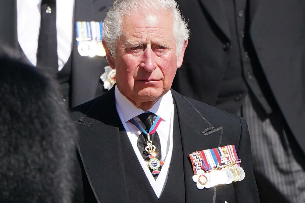 KAKO ĆE ČARLS POSTATI KRALJ: Novi britanski monarh danas se obraća javnosti