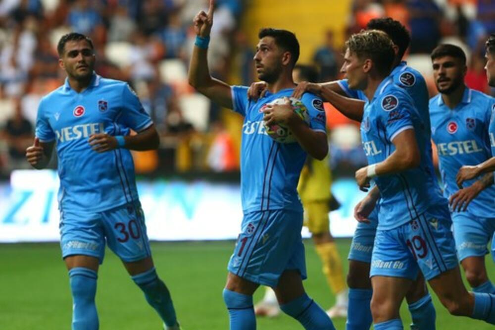 ZVEZDIN NAREDNI RIVAL U KRIZI: Trabzon doživeo BOLAN PORAZ u 94. minutu, samo JEDNA pobeda u SEDAM utakmica!