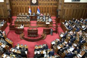 11 OSTAVKI U SKUPŠTINI SRBIJE: Poslanici koji se spremaju za ministre napustili poslaničke klupe